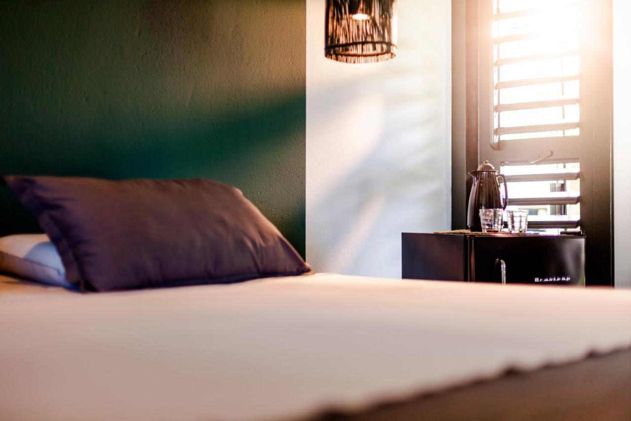 Hotel Vilaveratheresa (Adults Only) Фортим Екстериор снимка